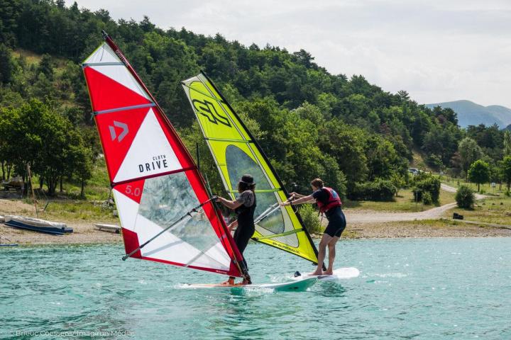 Cours de voile Mayres-Savel