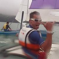 Originaire de la région lyonnaise, j'ai découvert la région en 2009. Depuis, je pratique l'activité sur le lac de Laffrey et Monteynard. Mon BPJEPS Voile validé me permet de voyager et de partager cette passion tout en profitant de ce cadre unique et toujours plus surprenant.